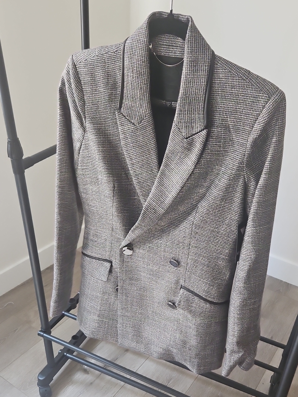 Classic Women's Double-Breasted Glen Plaid Blazer - Gray